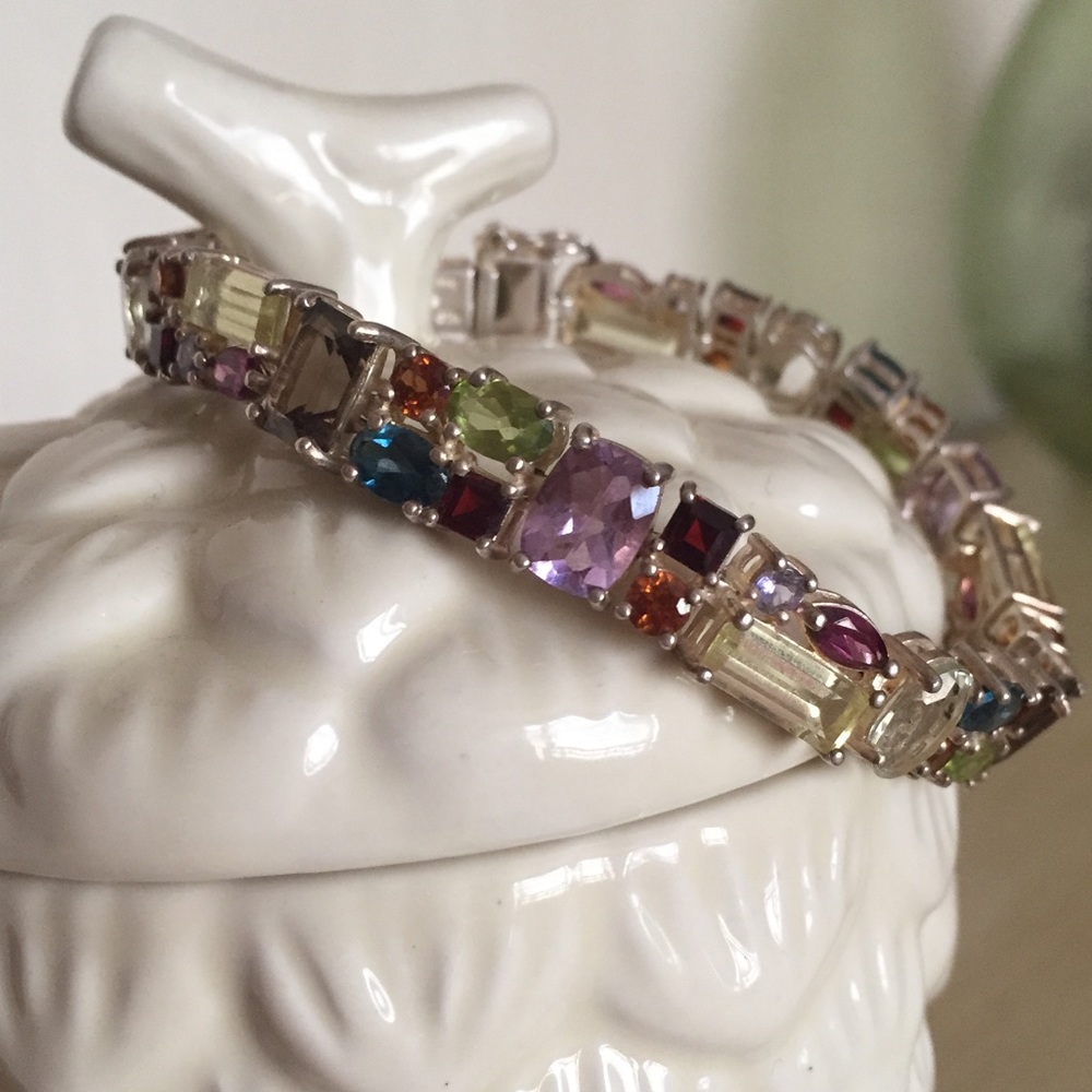 Multi gemstone line bracelet